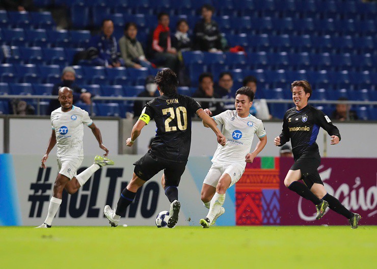 Nam Định không thể tạo ra bất ngờ trước Gamba Osaka