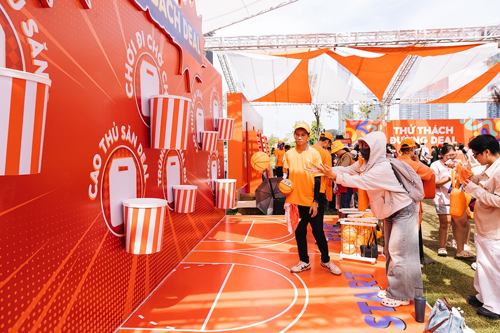 ShopeeFood Mega Fest biến Công viên Sáng tạo (TP.HCM) thành “đại tiệc vạn năng”, nơi ẩm thực - giải trí hội tụ và sôi động - 1