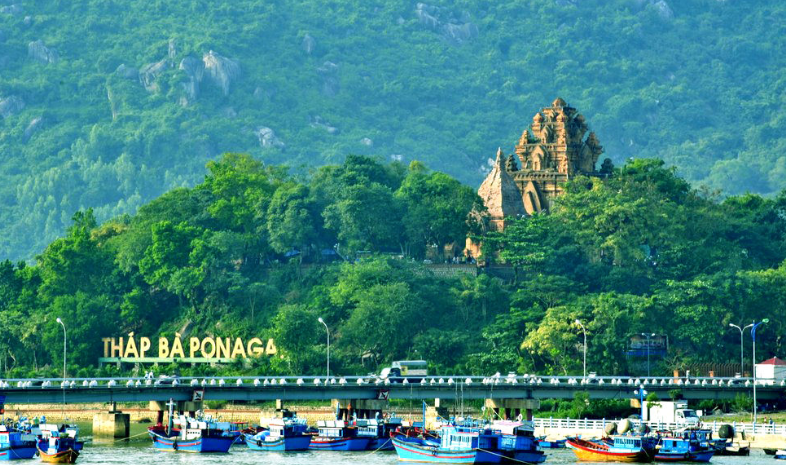 Nha Trang hội tụ đủ biển, sông, núi, đảo và đồng bằng trong cùng một điểm đến