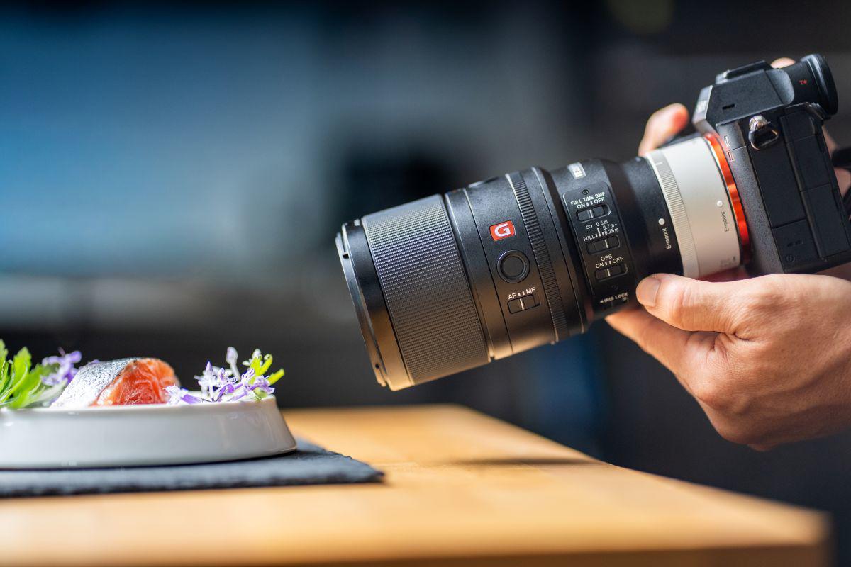 Ống&nbsp;kính Sony FE 100mm F2.8 Macro GM OSS.