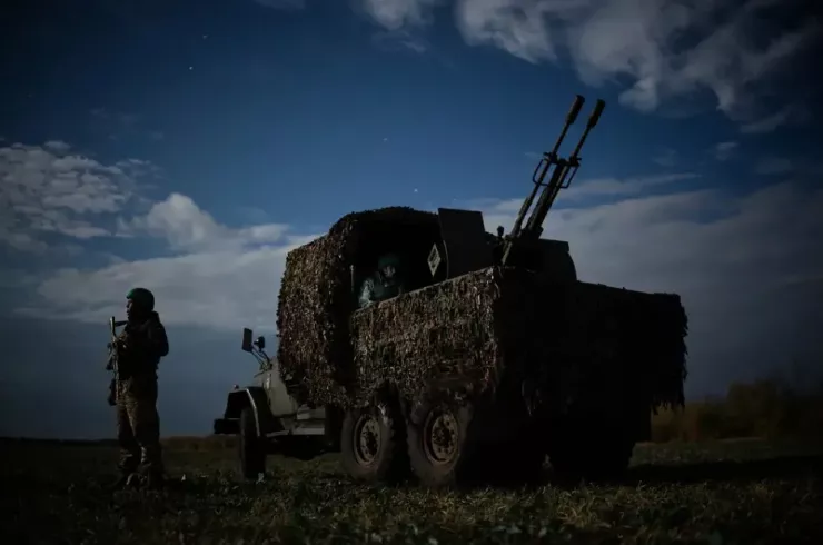 Lính phòng không Ukraine tác chiến ở tỉnh Donetsk. Ảnh: THE NEW YORK TIMES