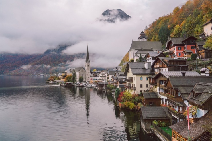 Mùa thu ở thị trấn Hallstatt đẹp nhất thế giới trong mắt khách Việt - 1