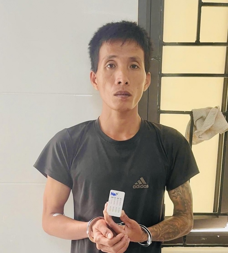 Nam bị khởi tố về hành vi cố ý gây thương tích.