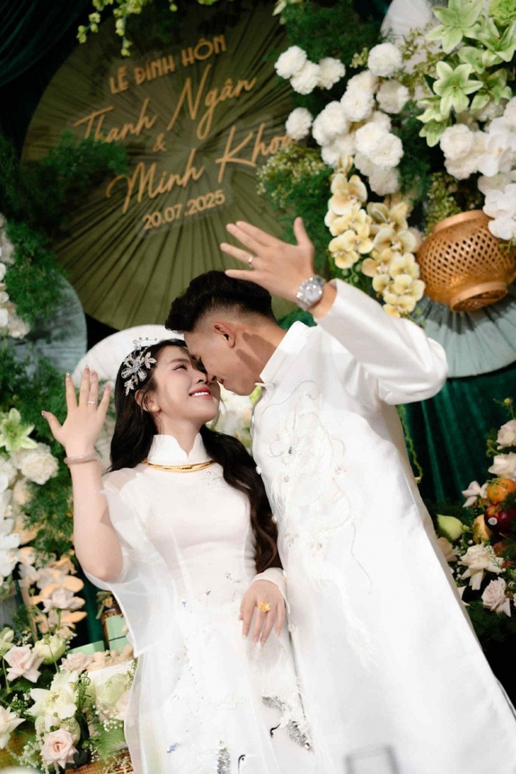 Trong đám hỏi, Thanh Ngân nhận được của hồi môn giá trị&nbsp;