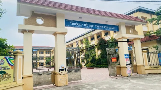 Trường Tiểu học Trung Sơn Trầm