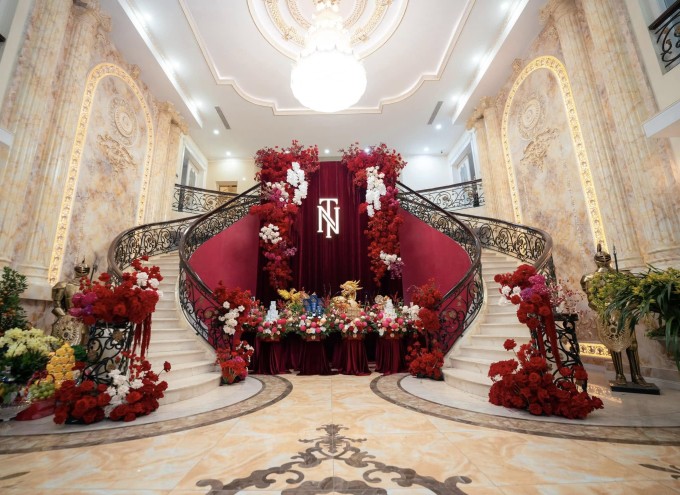 Mai Ngọc từng hé lộ một góc của lâu đài nhà chồng khi mới cưới.