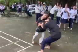 Liên tiếp những vụ bạo lực học đường: Phụ huynh không thể làm khán giả!