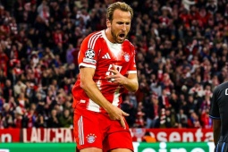 Harry Kane cán mốc 20 bàn chỉ sau 12 trận, vượt mặt Messi lẫn Ronaldo (Clip tin nóng)