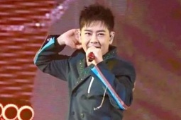 'Đoàn Dự' Lâm Chí Dĩnh mặc dìm dáng