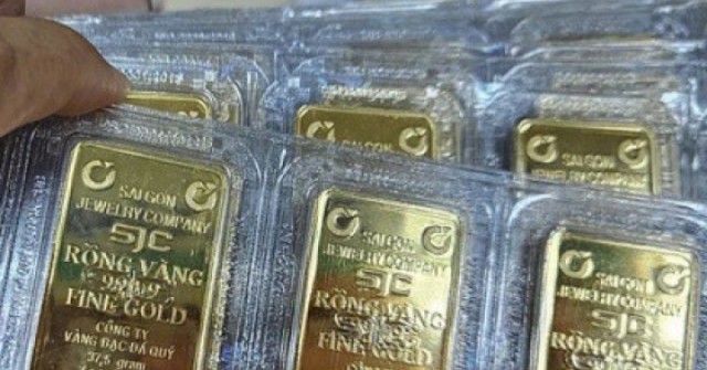 Sáng 23-10, giá vàng miếng SJC và vàng nhẫn biế...