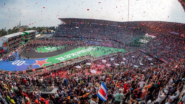 Cuộc đua tại Mexico luôn có nhiều sắc màu