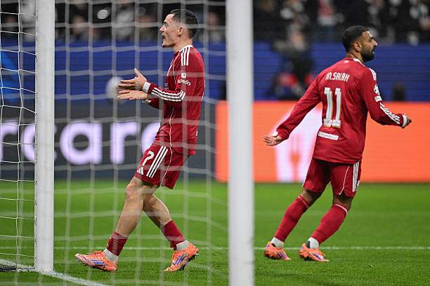 Wirtz cáu vì Salah cố ghi bàn ở góc hẹp, thay vì căng ngang cho anh đệm cận thành