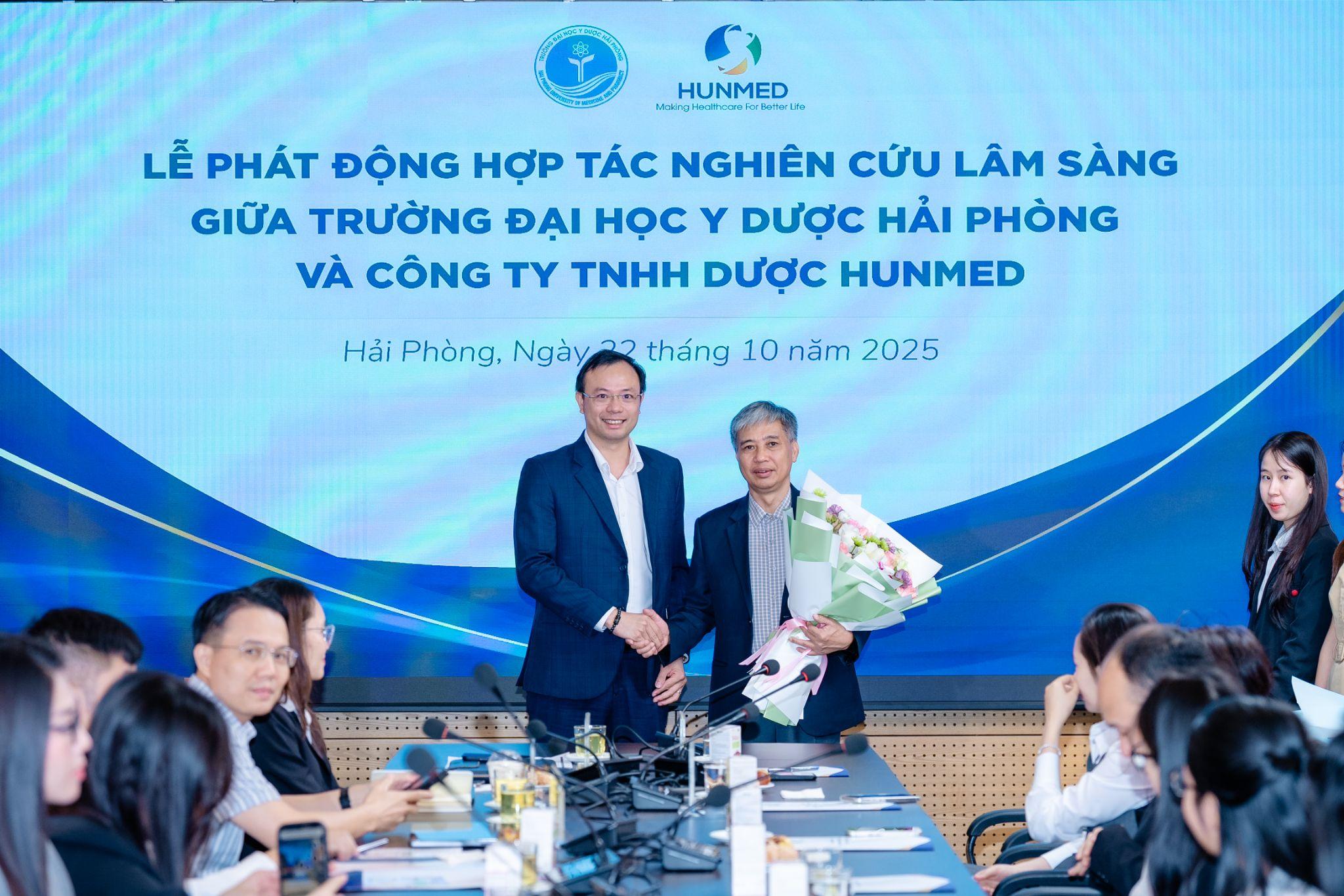 Sự kiện đánh dấu sự hợp tác chiến lược dài hạn giữa Công ty TNHH Dược Hunmed và Đại học Y Dược Hải Phòng