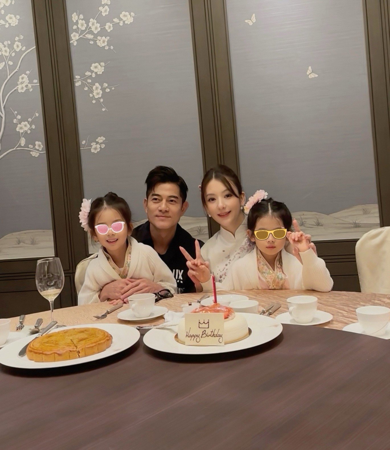 Quách Phú Thành tiếp tục đón công chúa thứ ba.