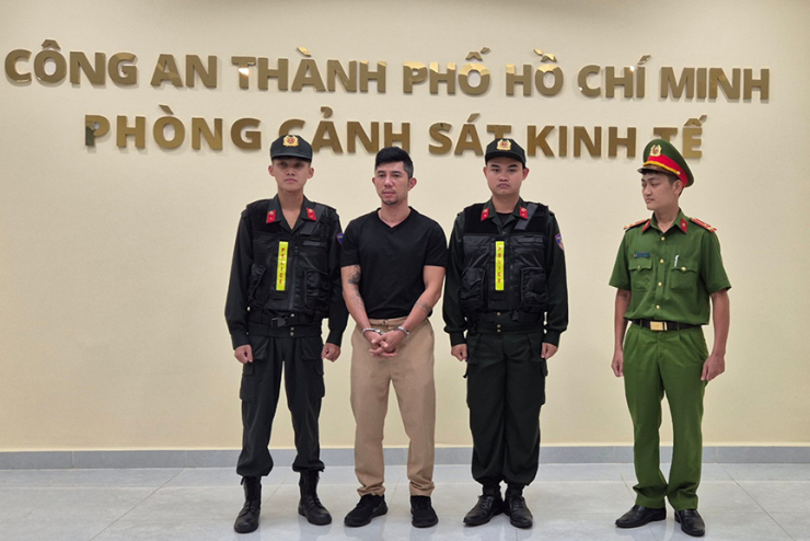 Công an TPHCM khởi tố, bắt tạm giam Lương Bằng Quang. Ảnh: CA