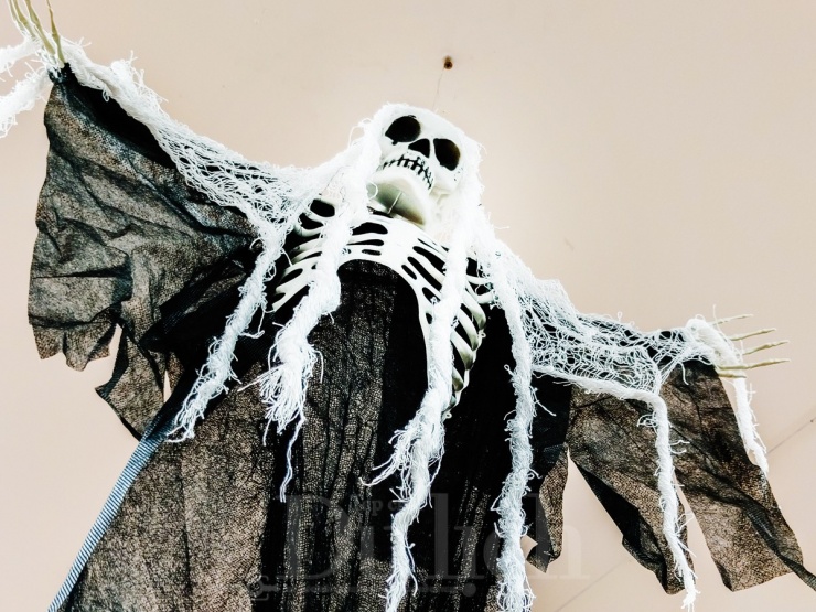 Lễ hội Halloween, còn gọi là "Lễ hội ma quỷ", cũng là lễ hội hóa trang diễn ra vào ngày 31/10 hàng năm.