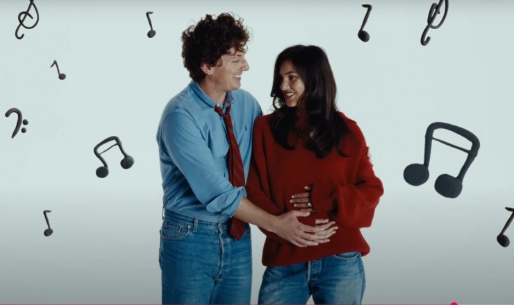 Charlie Puth thông báo khéo léo qua MV Changes.