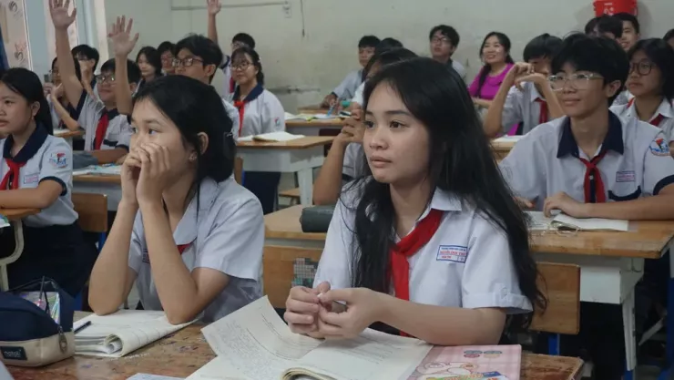 Học sinh Trường THCS Nguyễn Ảnh Thủ, phường Đông Hưng Thuận trong một giờ học