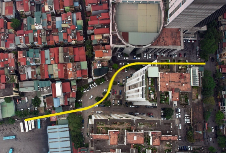 Điểm đầu của tuyến đường "lách" giữa 2 tòa chung cư