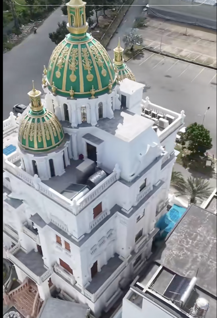 Dinh thự của Ngân Collgen được quay bằng flycam đăng trên mạng xã hội. Nguồn: Ảnh cắt từ clip trên TikTok