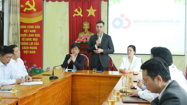 TS.BS. Hà Anh Đức - Cục trưởng Cục Quản lý Khám, chữa bệnh phát biểu tại Bệnh viện Sản Nhi Nghệ An.