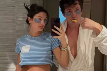 Charlie Puth hạnh phúc báo tin sắp lên chức bố, sẽ ra mắt album mới vào năm sau