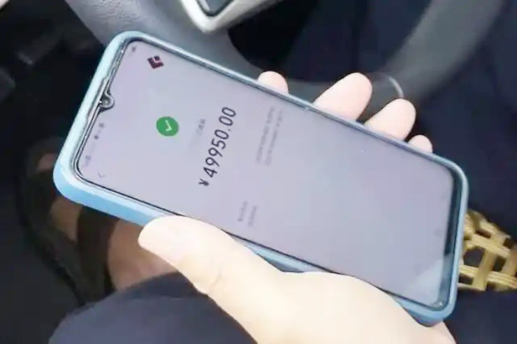 Hành khách trả nhầm tiền taxi “dư ba số 0”, tài xế phản ứng khó tin - 2