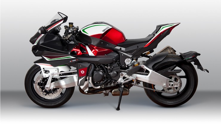 5. Bimota Tesi H2, có giá £60.000 (2,105 tỷ đồng), là siêu mô tô Ý mang động cơ tăng áp 998cc của Kawasaki H2, cho công suất 242 mã lực và thiết kế tay lái trung tâm đặc trưng của Bimota. Với kiểu dáng như máy bay chiến đấu và công nghệ cực đỉnh, đây là mẫu xe biểu tượng cho sự xa xỉ và hiệu năng tột bậc.