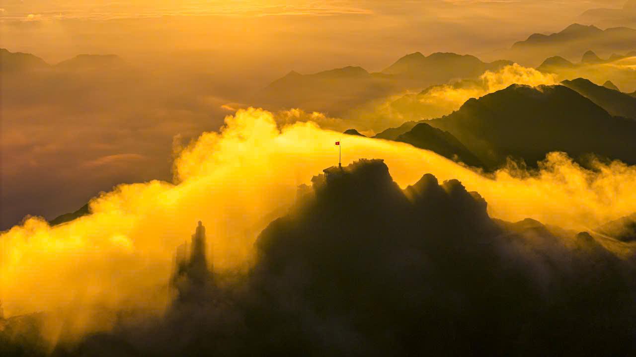 (Ảnh: Nhiếp ảnh gia Minh Tú, Bùi Văn Hải)
