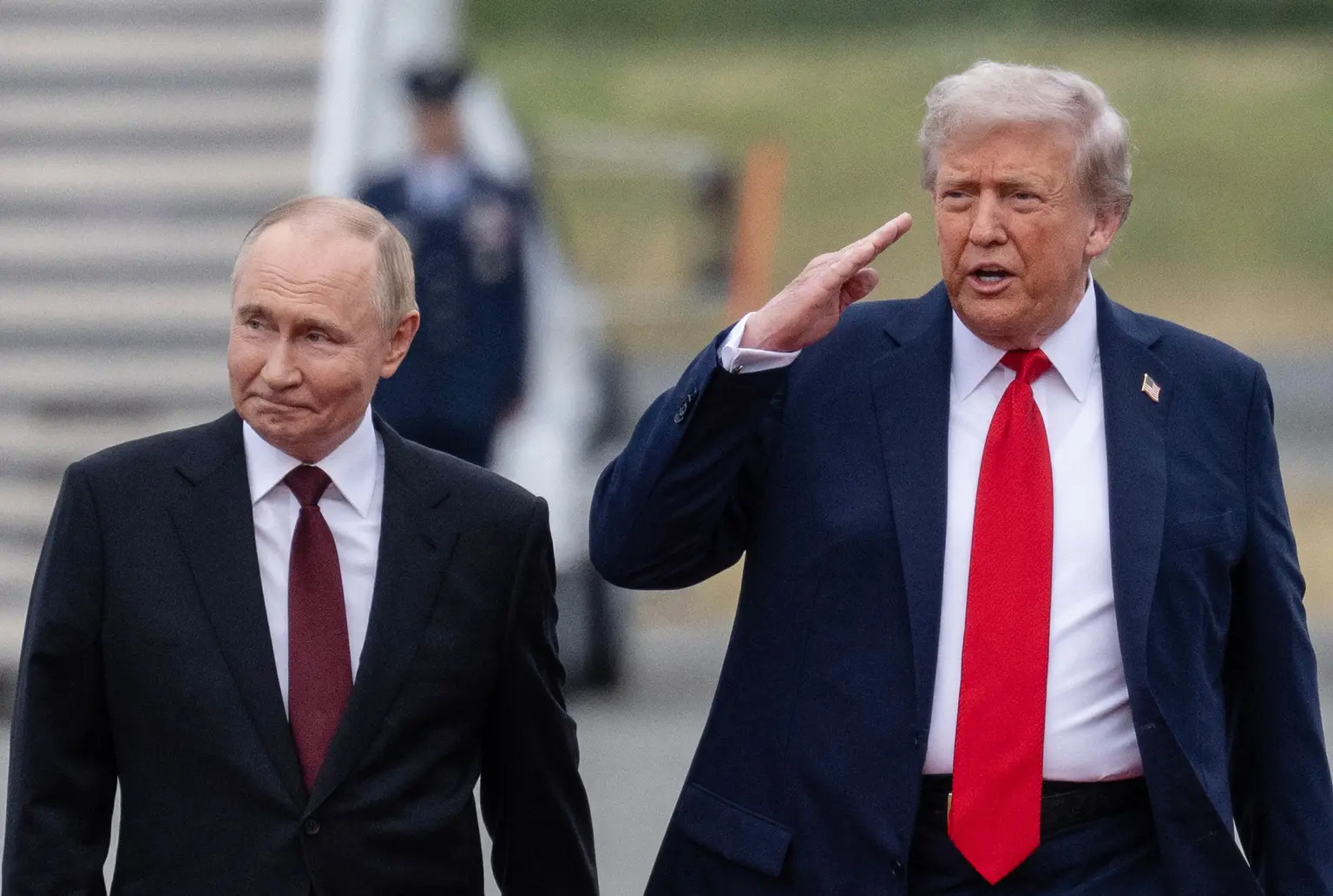 Ông Trump và ông Putin gặp nhau ở Alaska vào ngày 15/8/2025. Ảnh: AFP.