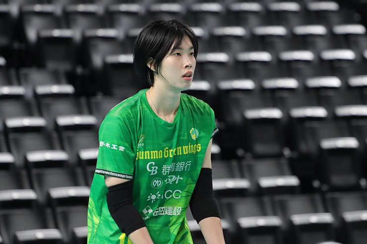 Thanh Thúy trong màu áo Gunma Green Wings