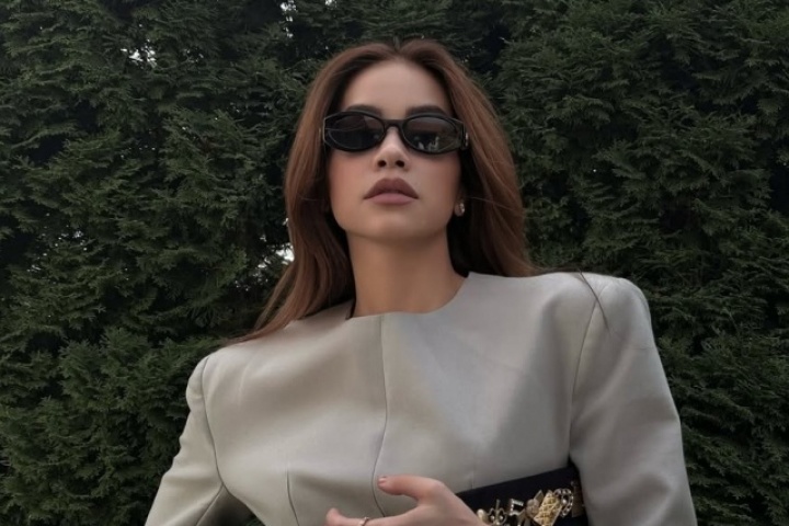 Cách phối đồ thu của Hồ Ngọc Hà