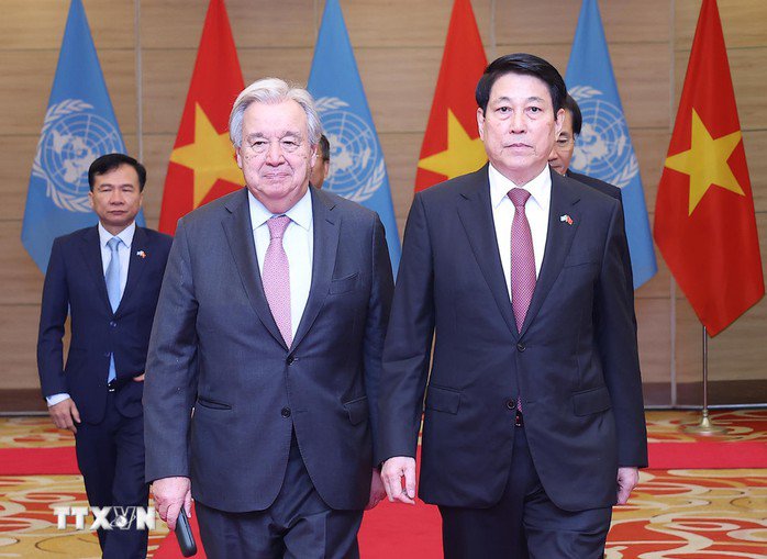 Chủ tịch nước Lương Cường và Tổng Thư ký Liên hợp quốc António Guterres dự tiệc chiêu đãi. Ảnh: TTXVN