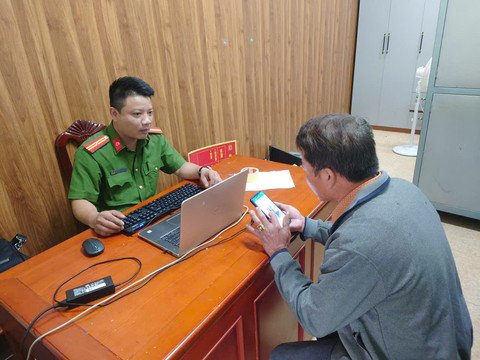 Ông H. đến Công an phường Vinh Lộc trình báo sự việc