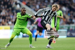 Kết quả bóng đá Newcastle - Fulham: Phản công sắc lẹm (Ngoại hạng Anh)