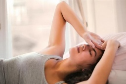 Lý do ngủ đủ 8 tiếng nhưng vẫn thấy mệt mỏi