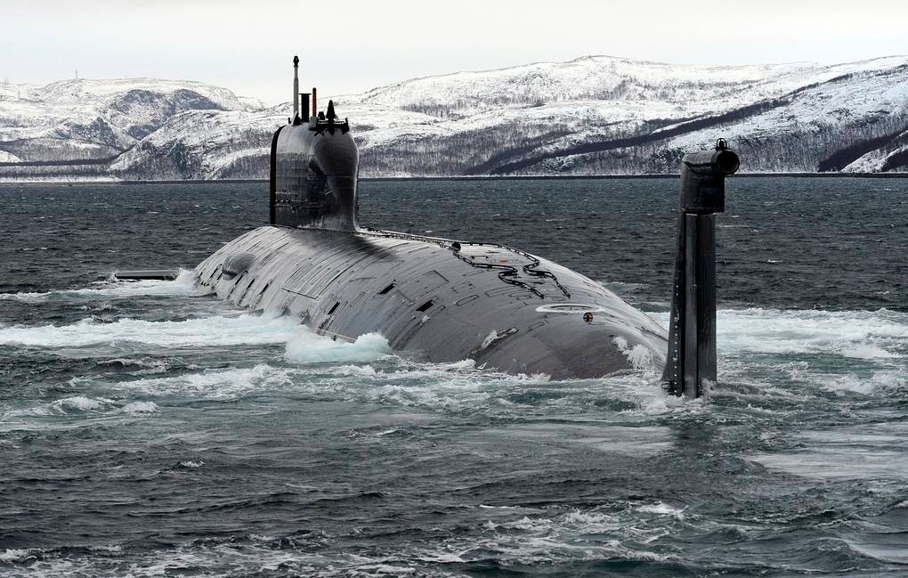 Tàu ngầm hạt nhân Severodvinsk thuộc Hạm đội phương Bắc của Nga trong một cuộc tập trận gần căn cứ Zapadnaya Litsa nhằm thử nghiệm tàu cứu hộ tàu ngầm mới, năm 2014. Ảnh: Truyền thông nhà nước Nga