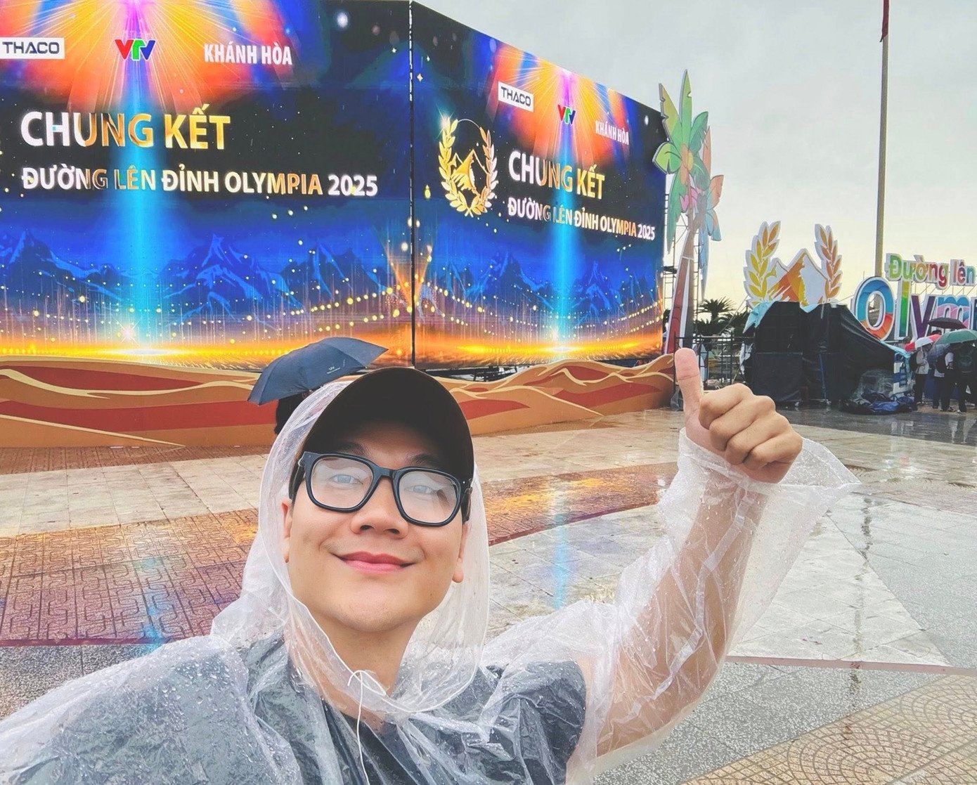 MC Công Tố tại điểm cầu Khánh Hòa
