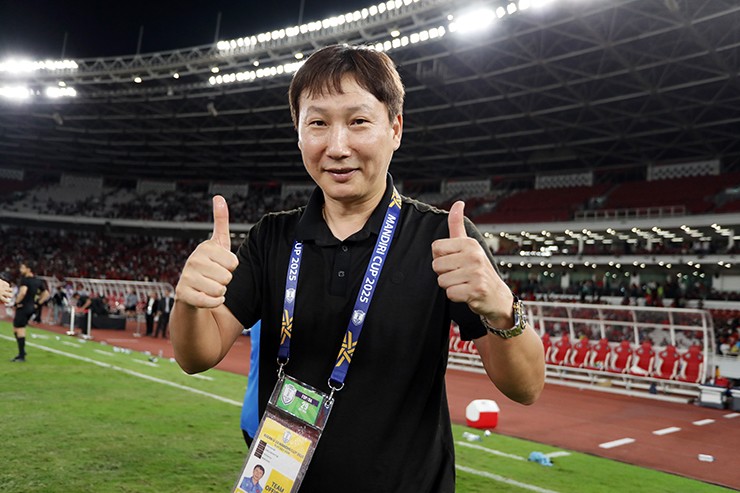Thầy trò HLV Kim Sang Sik không còn chung sân đấu với U22 Indonesia ở SEA Games.