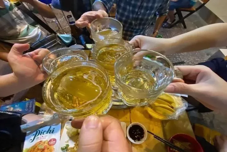Thời gian phát hiện nồng độ cồn trong cơ thể phụ thuộc vào nhiều yếu tố như giới tính, sức khỏe... Ảnh: TRƯỜNG GIANG