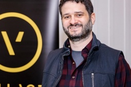 Đồng sáng lập Meta kể về 13 năm kiệt sức khi làm CEO: “Tôi phải đeo mặt nạ mỗi ngày”