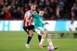 Kết quả bóng đá Brentford - Liverpool: Rượt đuổi 5 bàn, "Lữ đoàn đỏ" sa lầy (Ngoại hạng Anh)