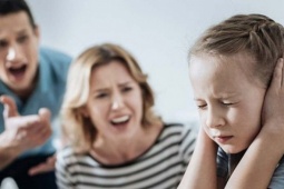 Dù cuộc sống khó khăn đến đâu, cha mẹ có tầm nhìn xa sẽ không bao giờ...