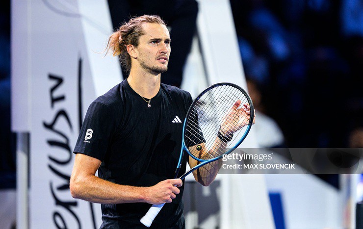 Zverev giành vé vào chung kết Vienna Open gặp Sinner