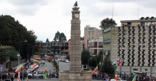 Quốc gia nào hiện vẫn ở năm 2018, dù thế giới đ...