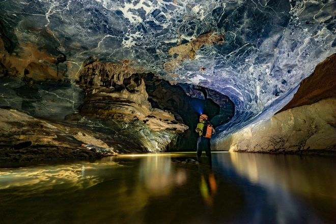 Những điều huyền bí, thú vị được phát hiện khi khám phá hố sụt sâu nhất Việt Nam - 12