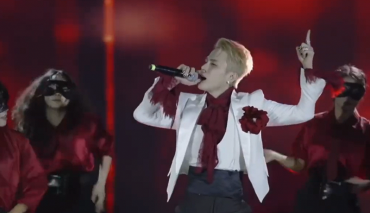 Nghệ sĩ chứ không phải con dã tràng - 1