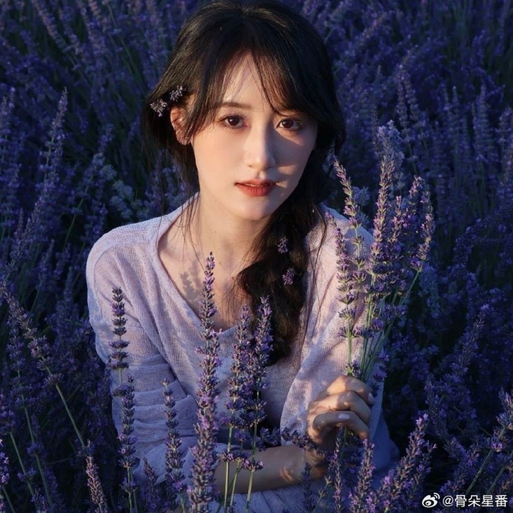 Viên Băng Nghiên trở lại sau ba năm tạm dừng diễn xuất.