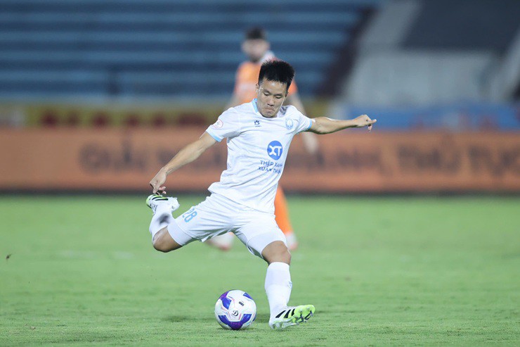 Trực tiếp bóng đá Nam Định - Đà Nẵng: Chủ nhà gỡ hòa (V-League) (Hết giờ) - 1