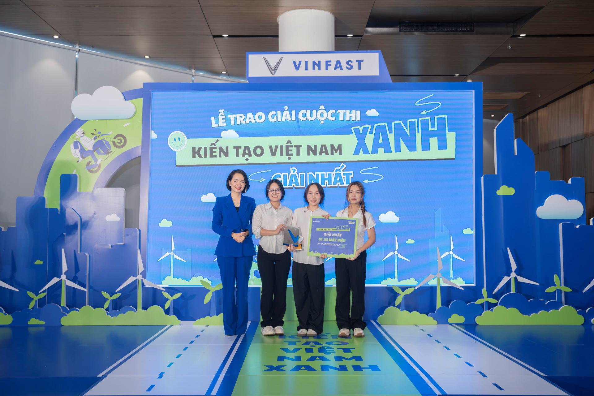 Đội VVVICKYYY xuất sắc giành giải Nhất nhờ dự án truyền cảm hứng về hành trình xanh.